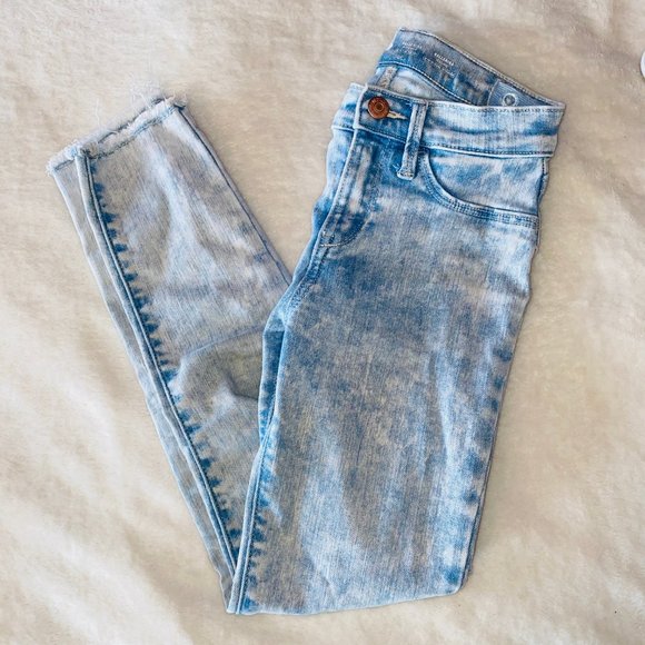 light wash old navy jeans - Picture 1 of 2